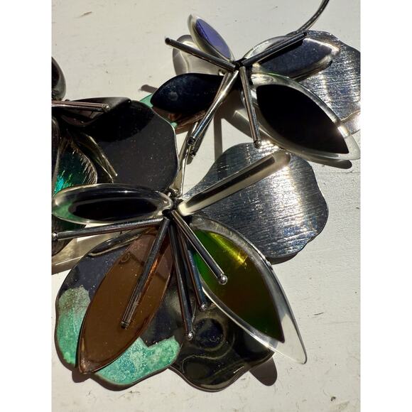 Bimba Y Lola Silver Tone Green Copper Abstract Flower Leaf Necklace - Picture 4 of 6